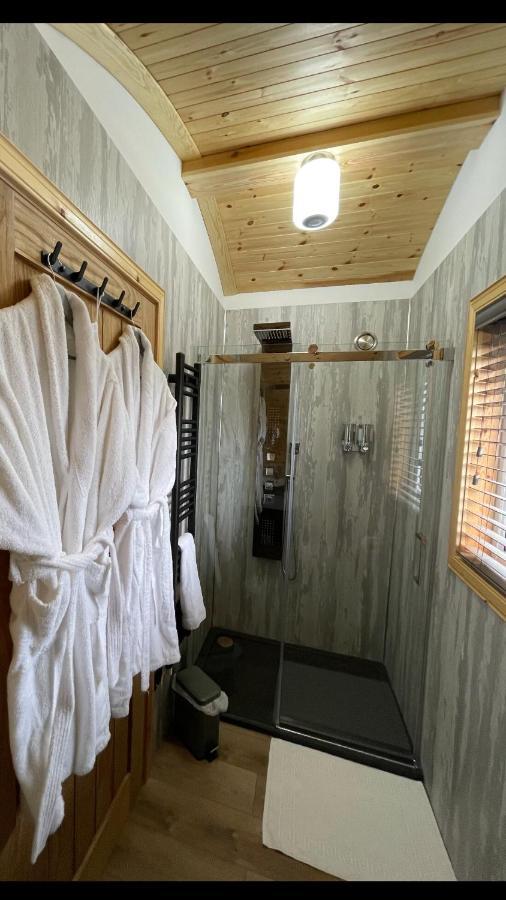4 Sinclair Bay Lodges Keiss ภายนอก รูปภาพ